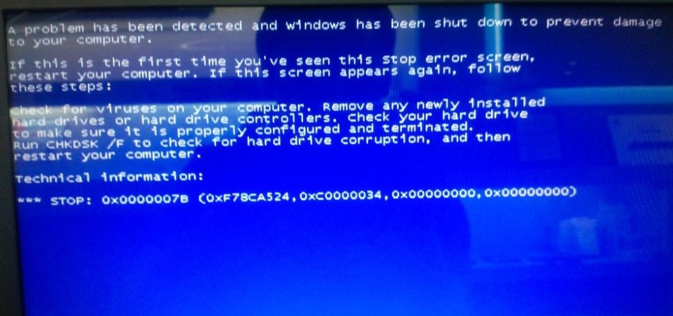 0X0000007B蓝屏